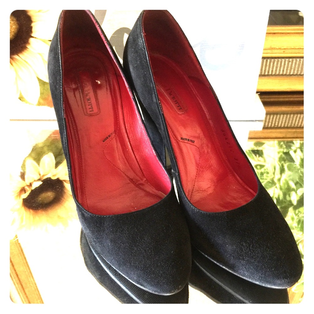 Cesare Paciotti black suede pumps